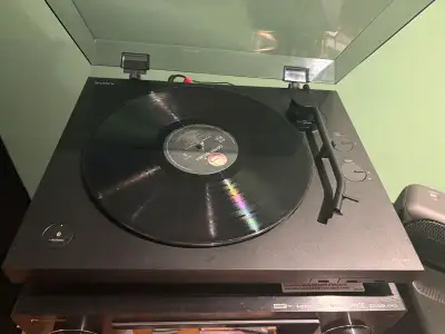 Sony PS-LX310BT turntable , View more
