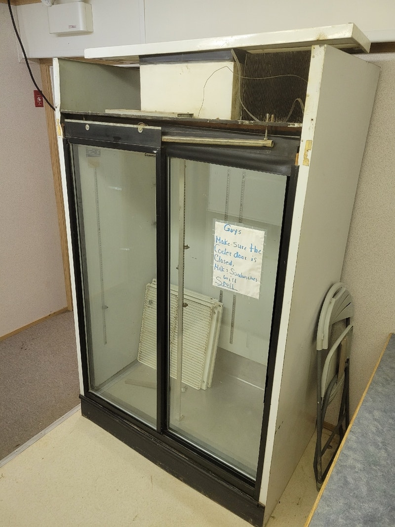 Upright sliding door refrigerator Refrigerators Saskatoon Kijiji