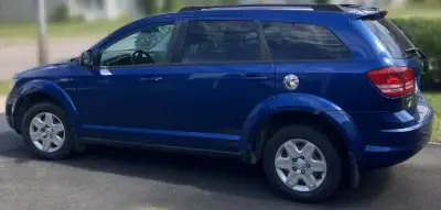-Moteur 2,4 L, 4 cyl. -Portes, vitres et miroirs électriques -Télécommande de Verrouillage et déverr...
