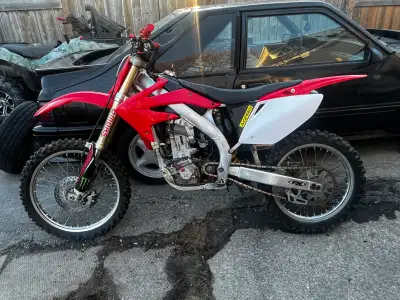 New tires new chain rebuilt top end rebuilt water pump for seals leaking runs good no ownership got...