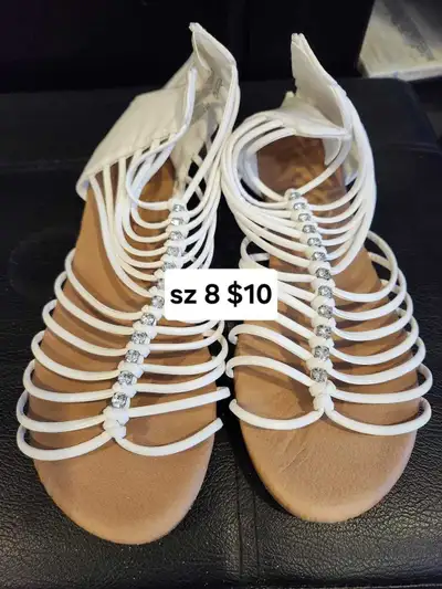 Womens White Sandals: sz 8, View more