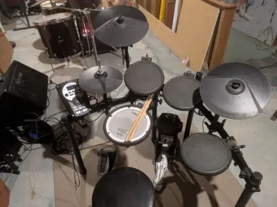 Roland TD-11 Electronic Drum Kit, View more