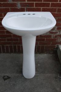 Brand New Pristine Pedestal Sink with hardware