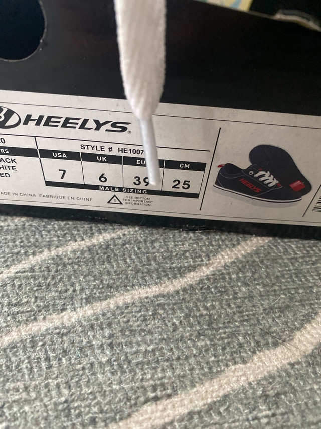Heelys shoes in Other in Oshawa / Durham Region - Image 2