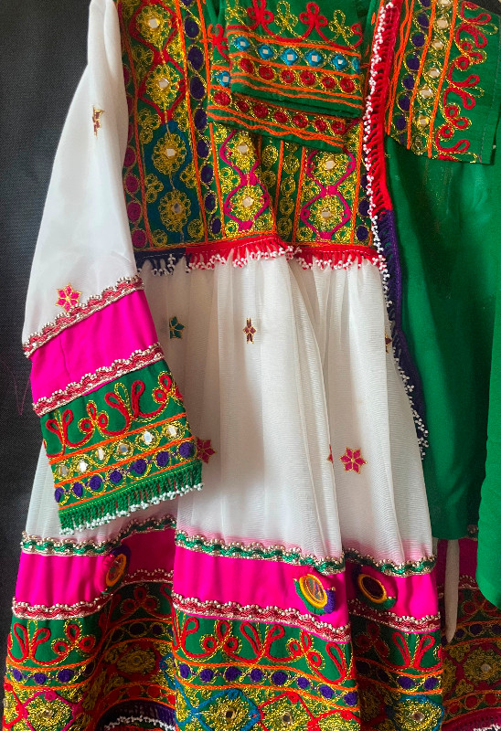 Afghany cloths dans Femmes - Autre  à Ville de Toronto