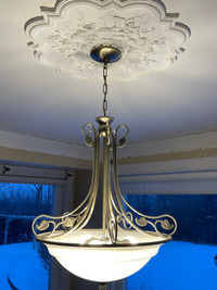 CHANDELIER LIGHT-BEAUTIFUL-3 YEARS OLD-GREAT PRICE!!!