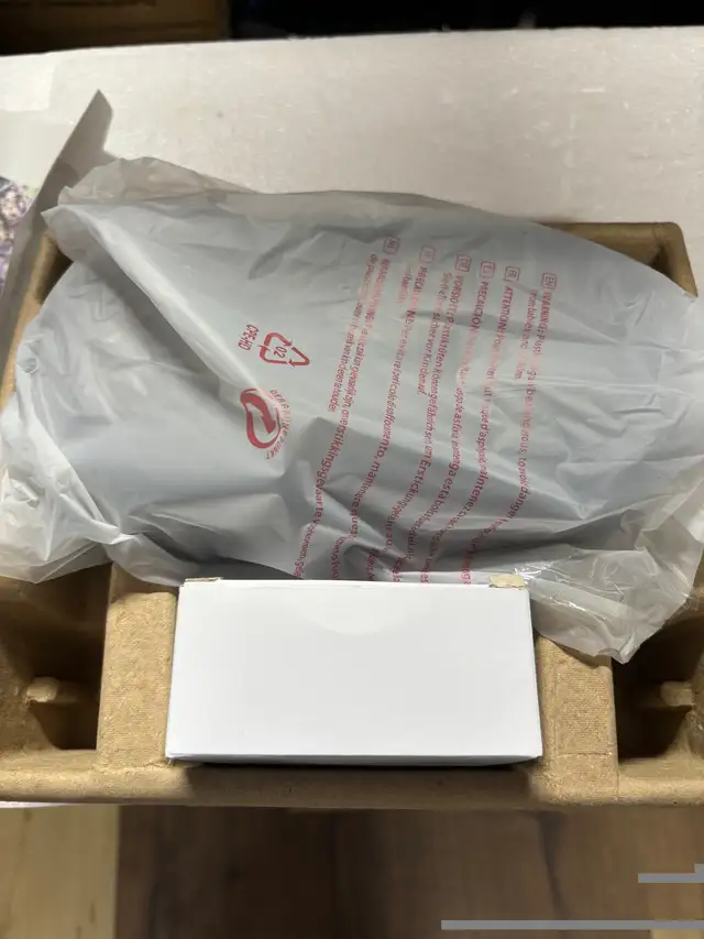 iHome IBTW281V2BC Colour Changing Bluetooth Alarm Clock - Black in Other in Cambridge - Image 7