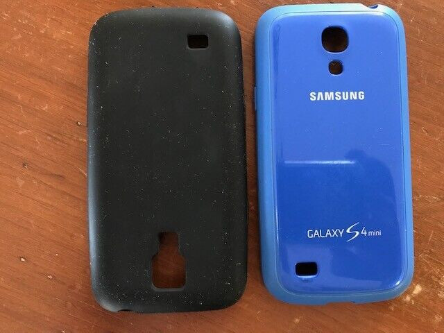 Étui Galaxy S4 mini Samsung dans Accessoires pour cellulaires  à Laval/Rive Nord