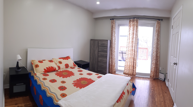 Large furnished private room at 1st floor