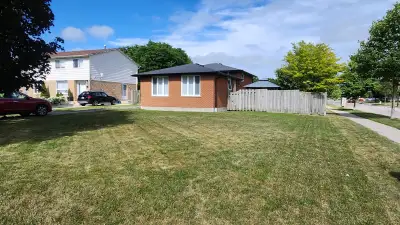 House for rent $2,800 in Stratford First and last month required Proof of income Equifax score -3 be...