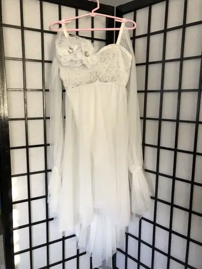 White dance costume, View more