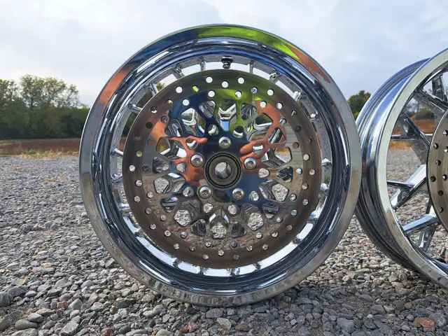 Cast aluminum wheels for Harley-Davidson Heritage in Street, Cruisers & Choppers in Oshawa / Durham Region - Image 8
