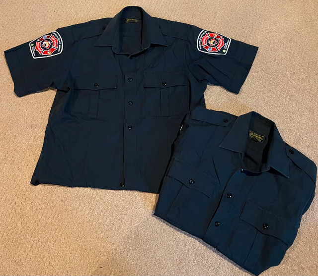 Uniforme pompier Montmorency fireman uniform dans Hommes  à Ville de Montréal - Image 4