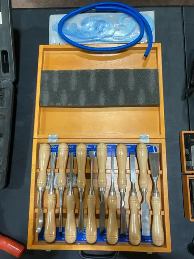 Mastercraft 12 piece carving set, View more