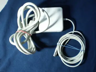 Apple AC Adapters ------------------ Apple A1003 12V 1A, Firewire with Cable $20 Apple A1021 24.5V 2...