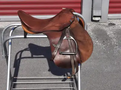 Used English saddle, View more