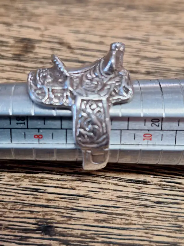 Sterling silver saddle ring63251727975937121