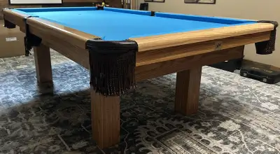 Dufferin Diplomat used 4′ x 8′ pool table in great condition. Made in Canada. A durable pool table w...