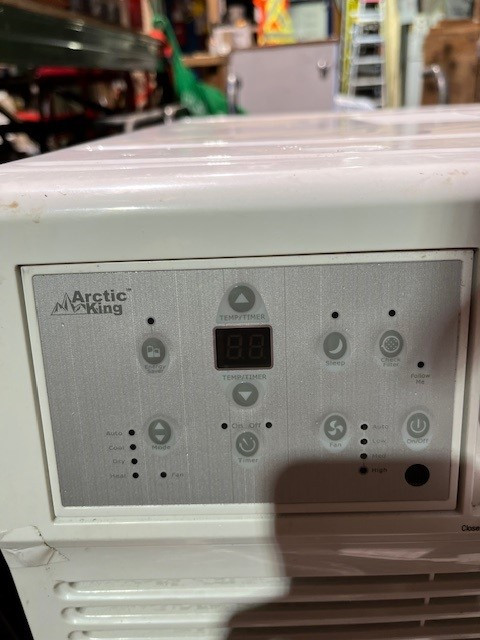 Arctic King Air Conditioner (window mount) for sale ($225) in Other in Hamilton - Image 3