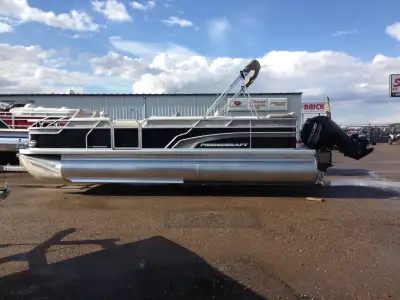 23.5 ft Princrecraft 2014 classic edition