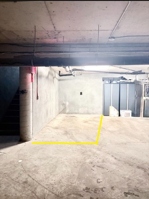 ️ Stationnement intérieur à vendre — Plateau-Mont-Royal — photo 2