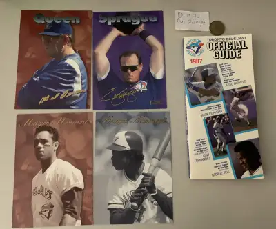yeaToronto Blue Jay 5 Vintage 5 Collectables 4- Score Book SIZZLER cover set Measures 6 3/4 “ x 4 3/...