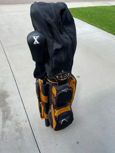 11 Piece Golf Set, View more