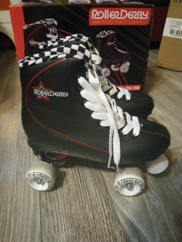 NEW CONDITION roller skates; patins à roulettes ÉTAT NEUF!! dans Patins et patins à roulettes  à Trois-Rivières - Image 3