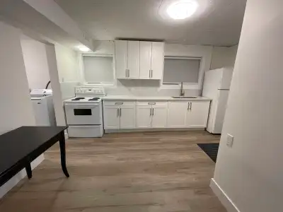 Private furnished room for rent near Braid Station and Sapperton Station. Located in New Westminster...
