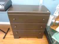 Vintage 3 drawer dresser