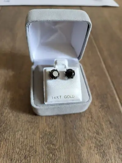 Brand New 14K White Gold Brilliant Diamond Earrings For Sale, View more