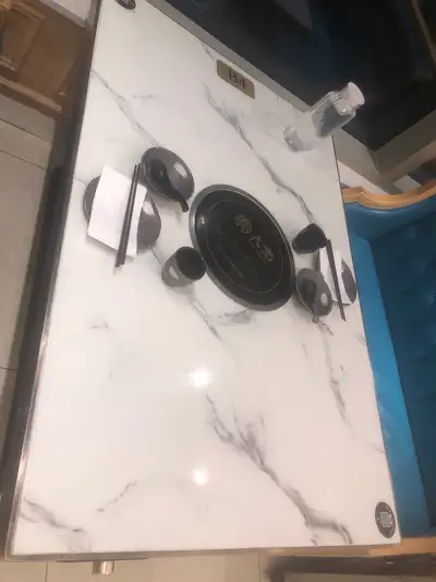 Hot Pot Table, Voir plus