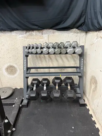Dumbell storage rack 3 tier , Voir plus