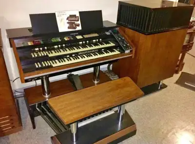 L’orgue Hammond X66 qui à l’époque a révolutionné , View more
