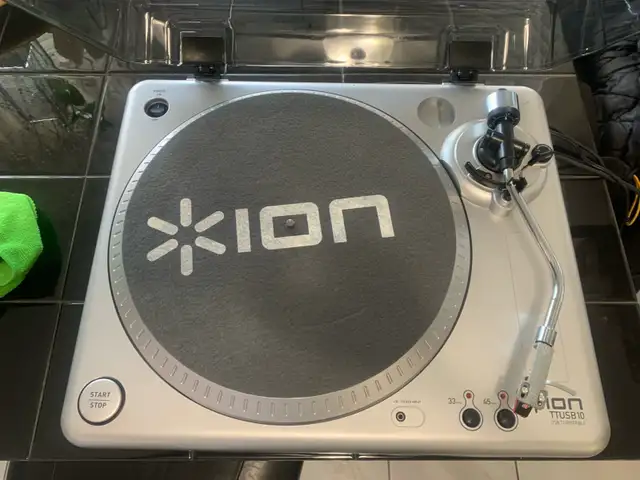ion turntable in General Electronics in Mississauga / Peel Region - Image 3