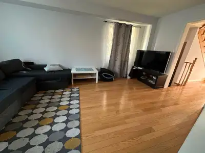 Room for rent in sharing