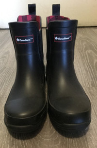 Canadian Kids Rubber Rain Boots - Barely Used Size 4