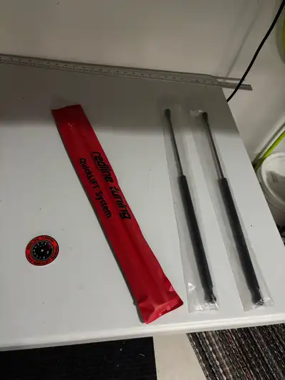 Redline tuning hood, quick lift system 20” inches long