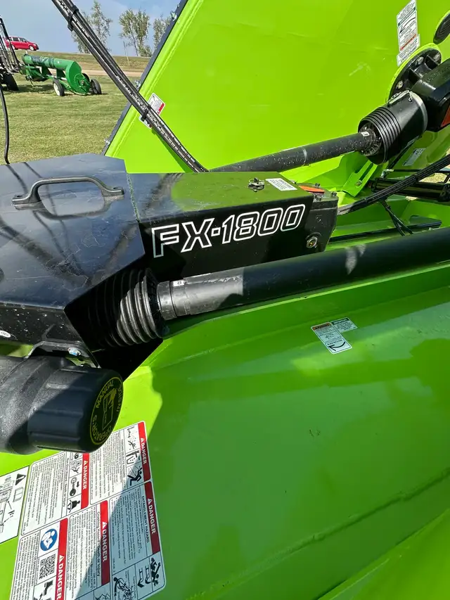SCHULTE FX1800 in Farming Equipment in Saskatoon - Image 6