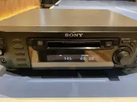 Sony Minidisc deck recorder MDS-S50  and Walkman player MZ-EP11