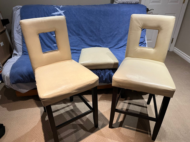 2 Chaises de bars / bar stools  dans Chaises, Fauteuils inclinables  à Ouest de l’Île - Image 2