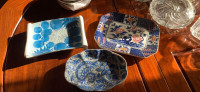 superbe lot de trois porcelaines bleues Kutani et Imari vintage