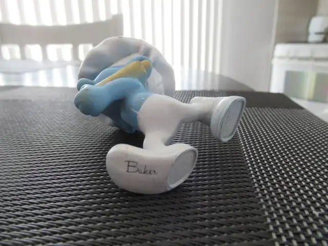 Smurfs: Greedy, Chef, Baker, Hefty Body Builder PRICE FOR EACH in Toys & Games in Brantford - Image 10