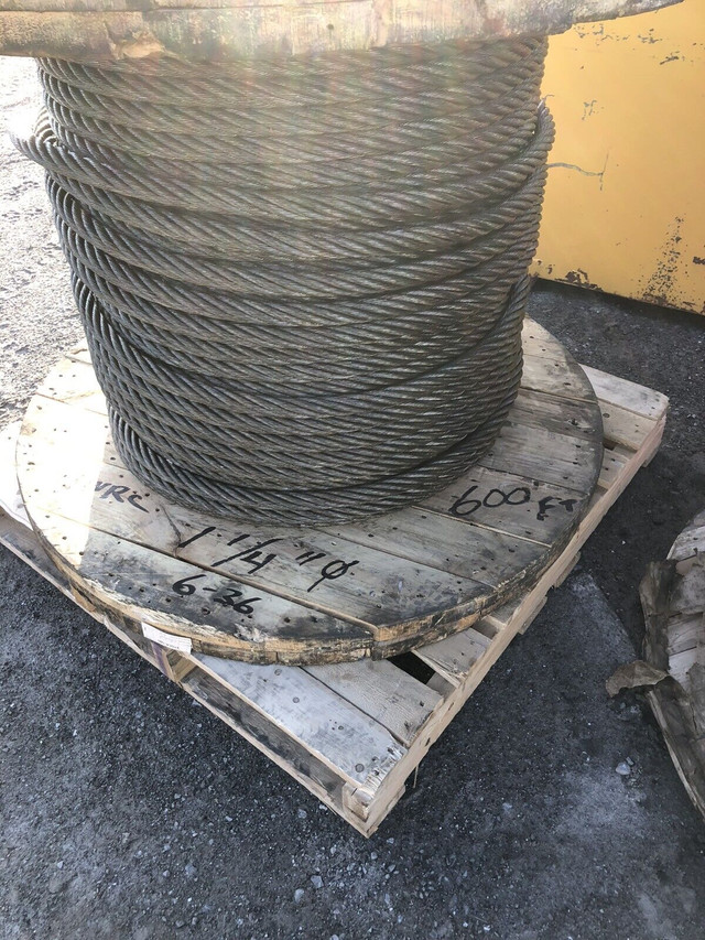 Câble d’acier / wire rope 1  1/4’’. 400, 600. Et 700 pieds dans Autre  à Saint-Hyacinthe