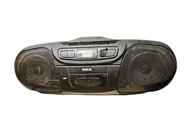 Vintage RCA RP-7942A Boombox, I have more speakers/boombox here in Stereo Systems & Home Theatre in St. Albert - Image 3