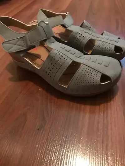 Stitching Closed toe Wedge Sandals (Size 5), View more