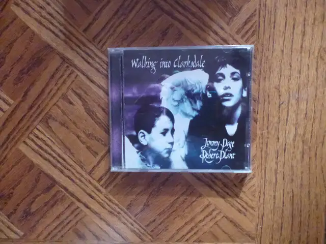 Walking Into Clarksdale – Jimmy Page & Robert Plant CD mint$3.00628632653414421228