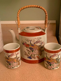 Japanese Satsuma porcelain tea set