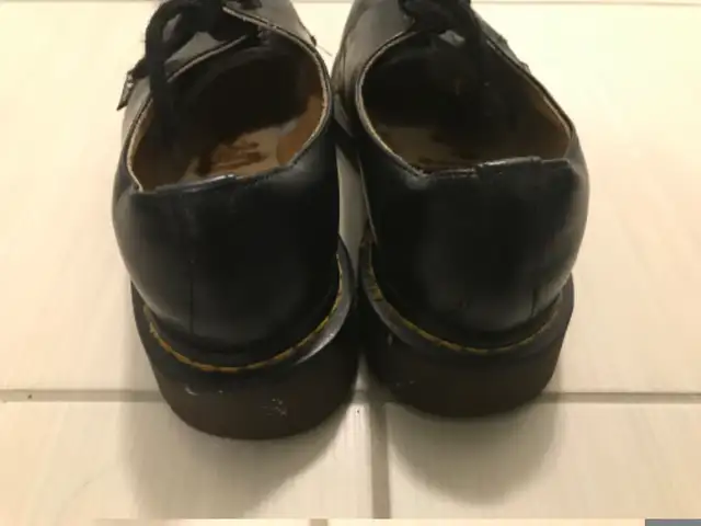 Vintage Doc Martens Safety shoes Steel Toe Yellow stitch Size 4 in Women's - Shoes in Oshawa / Durham Region - Image 6