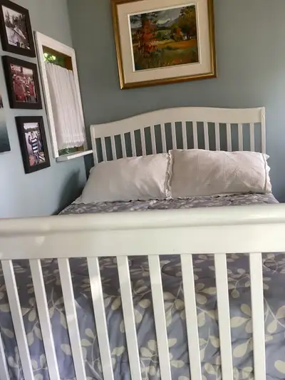 Comfortable bed, perfect shape. Princess bed for sure.